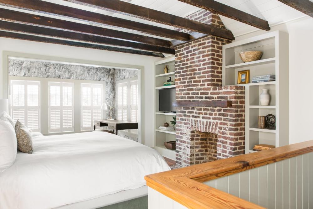 King Suite interior